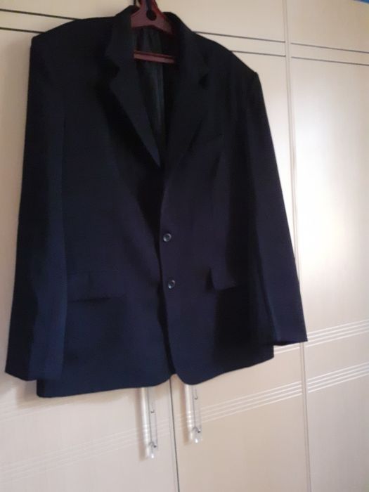 Продам мужские черные пиджаки