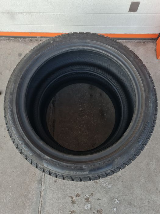 Зимни гуми 2 броя PRELLI SottoZero3 225 45 R18 дот 4021