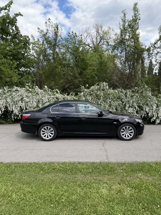 BMW Seria 5 2011 — imagine 3