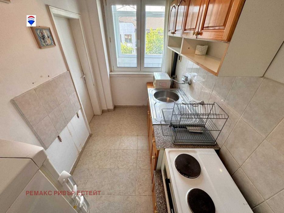 Дава се под наем Тристаен апартамент в Русе, Широк център - 110 кв.м за 280.5 € - Снимка #3