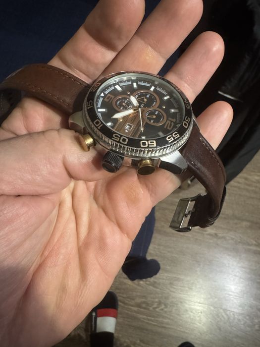 Часовник Fossil 10ATM сапфир кристал