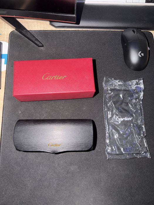 Vand ochelari cartier noi