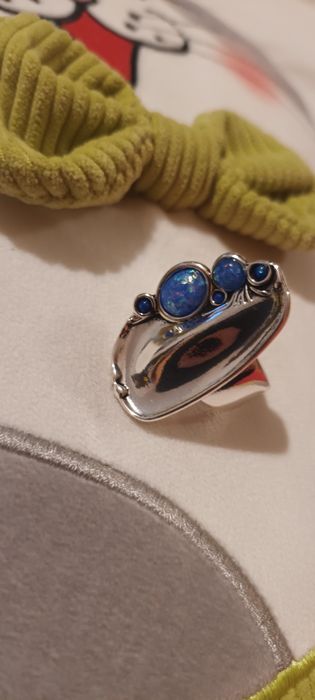 Inel super marime mare cu pietre albastre