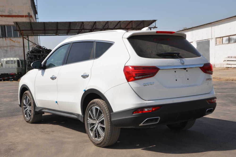 DFSK Glory 580 PRO - Super elegant va tejamkor avtomobil SOTILADI