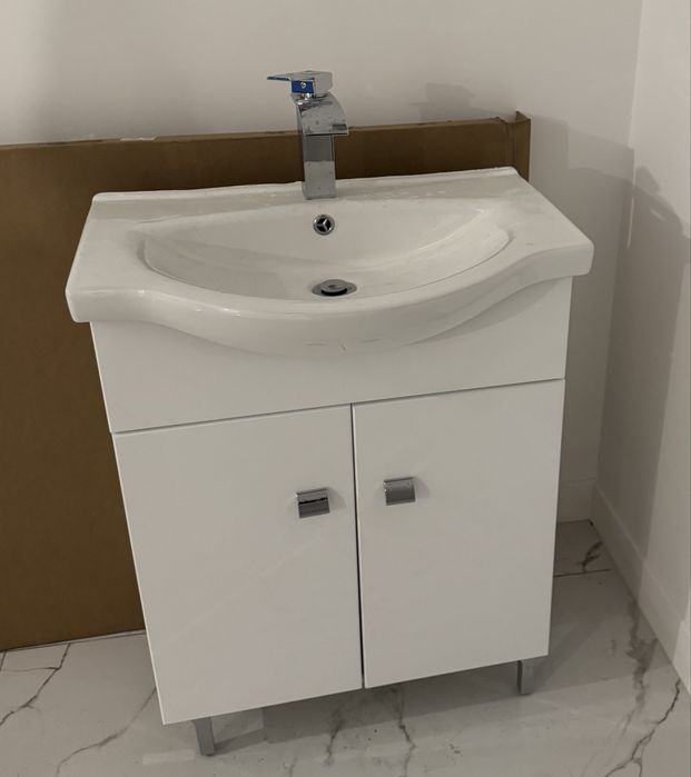 Masca chiuveta+chiuveta lavoar+baterie