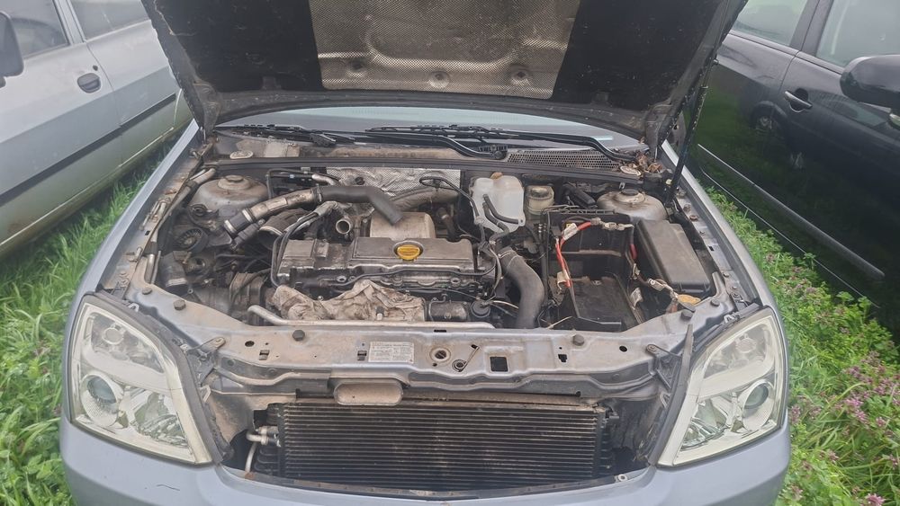 Dezmembrez opel vectra c 2.0 dti