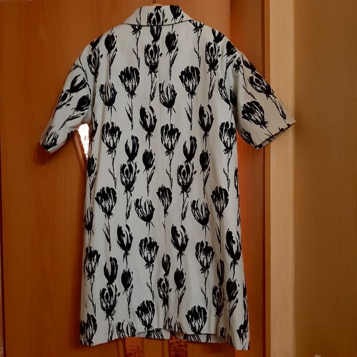 Продам пальто летнее.