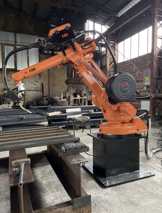 Заваръчен робот АВВ - Робот за заваряване - Welding robot ABB