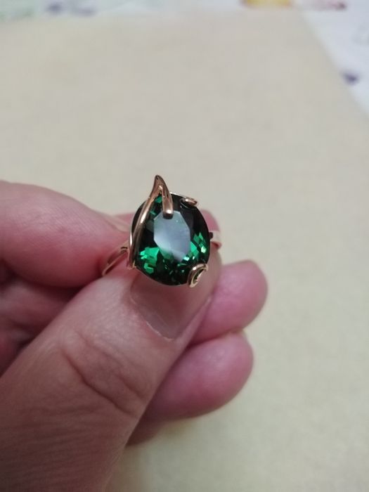 Золотое кольцо 585 сапфир