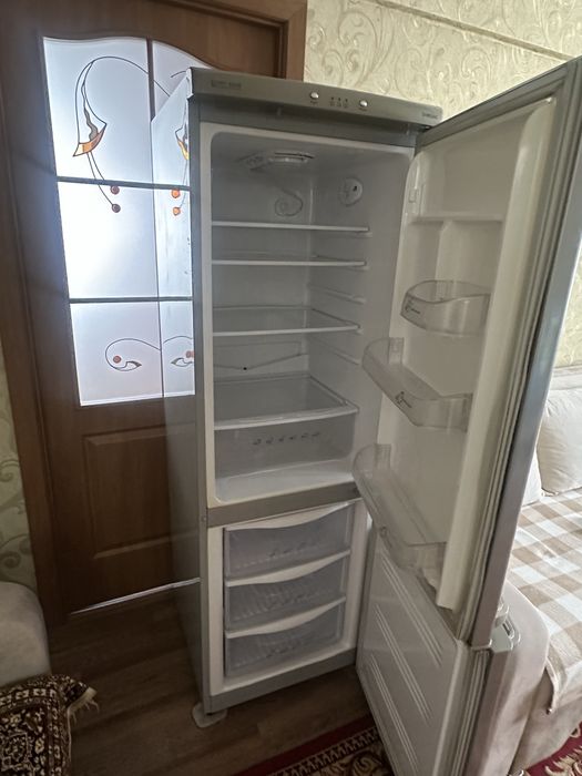 Холодильник Самсунг