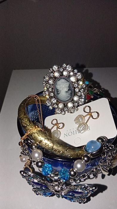 Butterfly Jewelry Jar