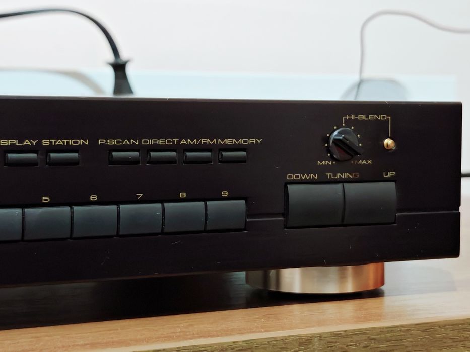 Uher UT-1000R. Tuner premium. Din vremuri de aur. Ca nou. Preț fix !