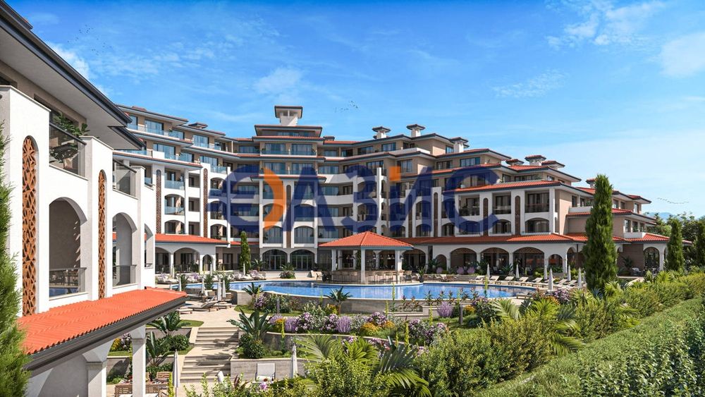 Напълно обзаведено студио в комплекс „Sole Mare“, Ахелой, първа линия