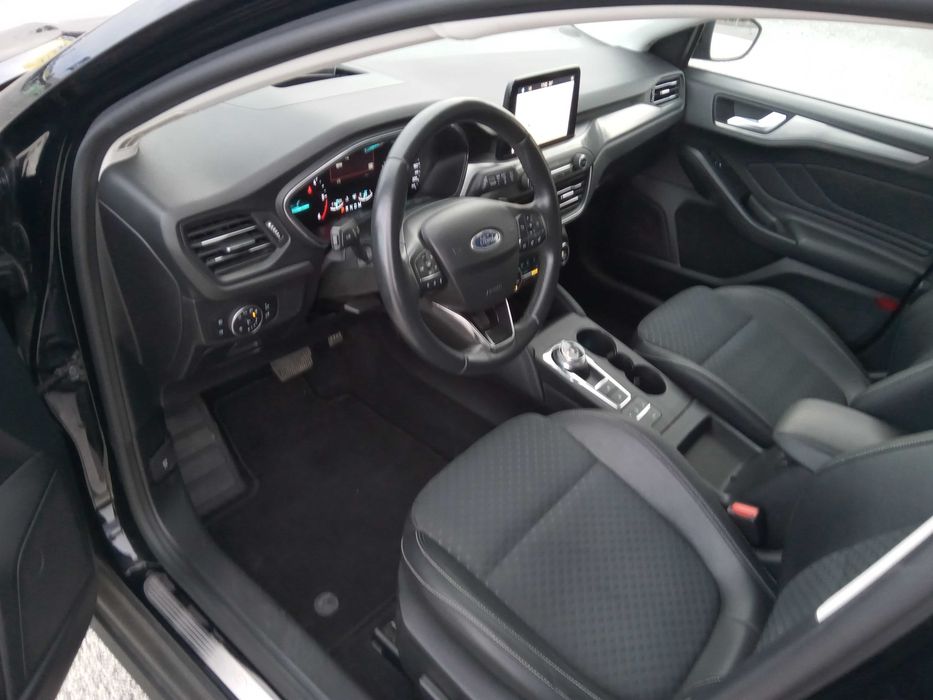 FORD Focus 2019 — imagine 5