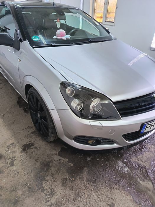 Opel Astra H Twintop