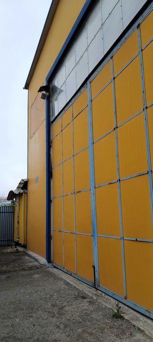 Дава се под наем Промишлена сграда в Стара Загора, Три чучура - юг - 421 кв.м за 1632 € - Снимка #2