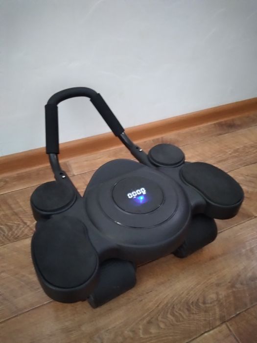 Продам фитнес ролик аппарат для пресса