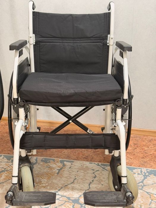 Инволидная коляска