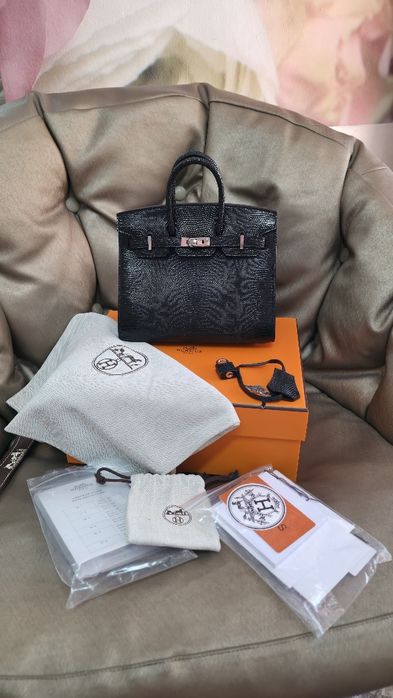 Чанта Hermes birkin 20 кожа от гущер налична