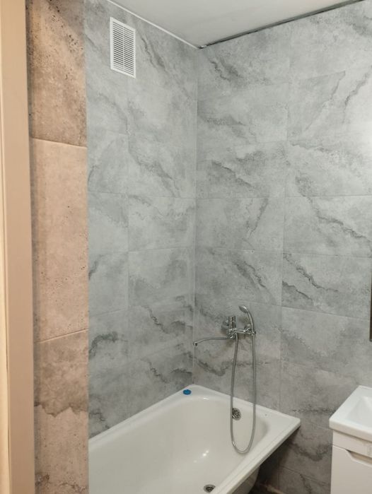 Укладка кафеля и керамогранита, ламинат