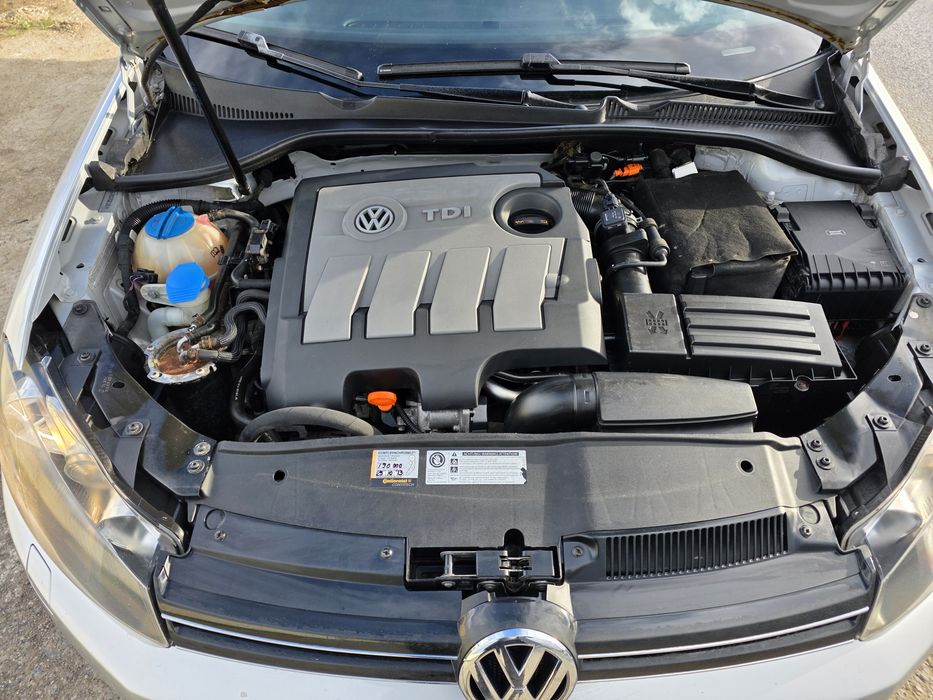 VOLKSWAGEN Golf VI Variant 2010 , 1,6 tdi  105 cp
