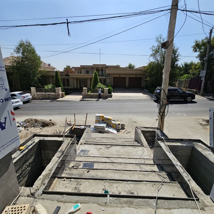 Ул.Шуртепа Луначарский!! 1,5 соток 5 ком. 3 уровня. Евро махалла!!!