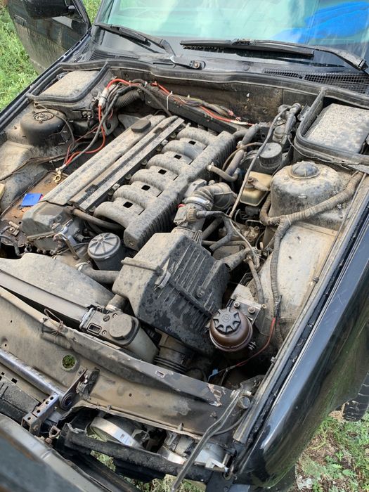 BMW E34 M50B20 продам по запчастям .