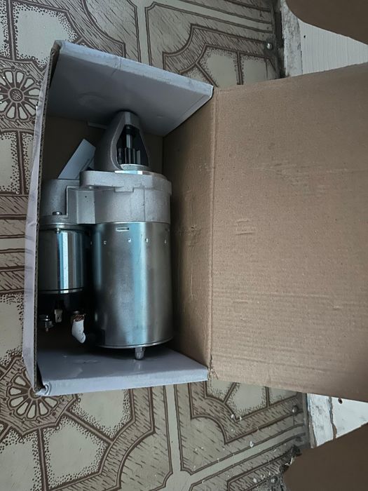 Продам стартер на ваз 2 болта