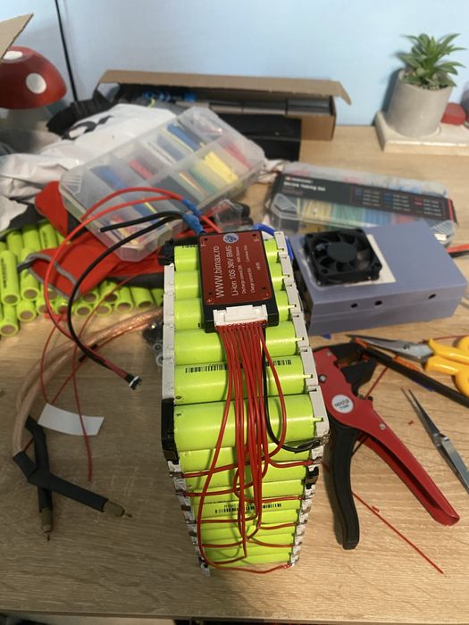 Reparatii trotinete/scutere/inlocuire/confectionare baterii