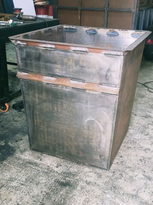 Продам мусорные контейнеры