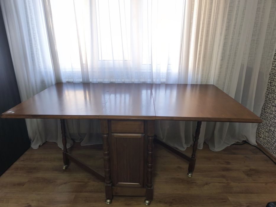 Masa extensibila din lemn masiv vintage