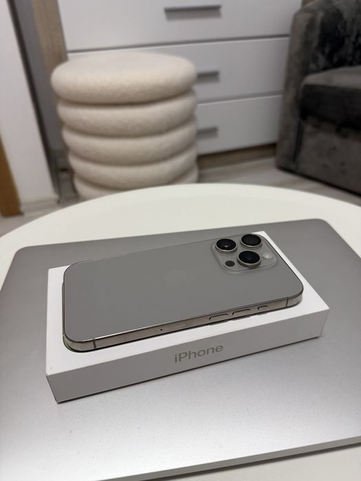 Iphone 15 pro natural titanium !