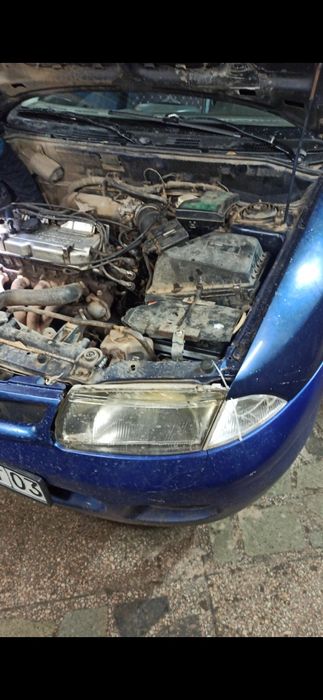 Mitsubishi carisma 1.8 mpi продаю до мая.