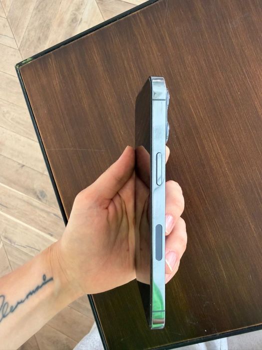 iPhone 13 Pro 256GB (Sierra Blue)