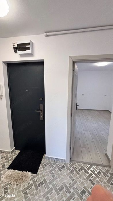 Dambu -  apartament 3 camere - semidecomandat