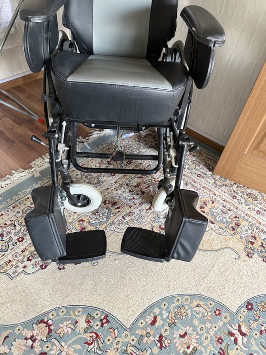 Коляска инвалидная