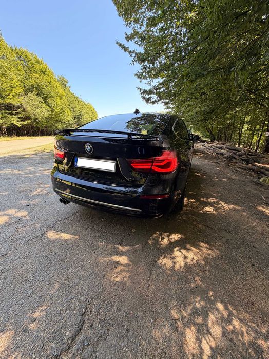 BMW Seria 3 330d xDrive Luxury Line