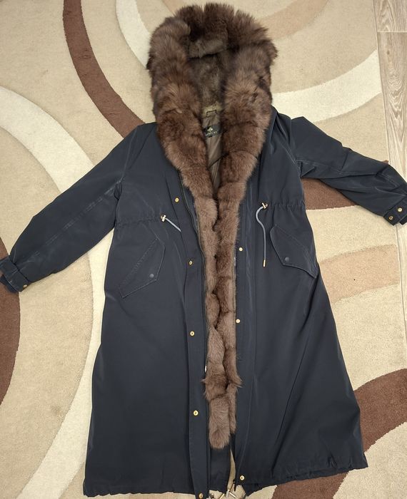 Продам парку, теплая