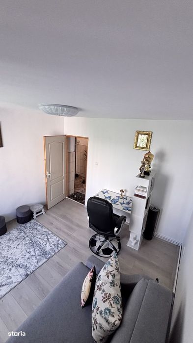 Vând apartament 2 camere