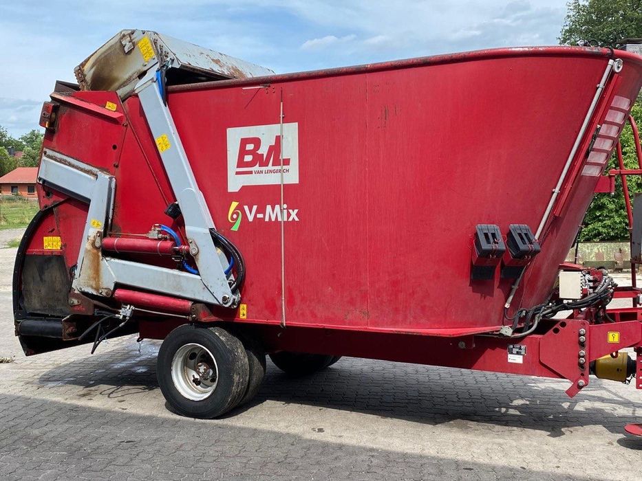 Strautmann Verti-Mix Mixer Case, Belarus, Claas Arion tortadi