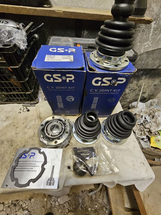 Ново вътрешно kape GSP 603003 3a Audi / VW/ Seat /

Skoda (пълен комплект)