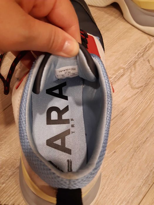 Adidași damă Zara