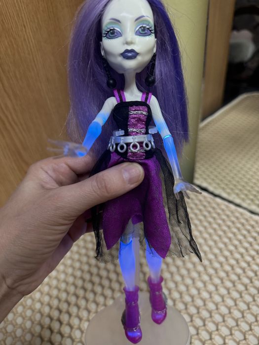 Продам куклу монстр хай!
