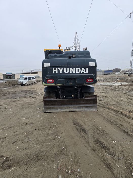 Hyundai 145 экскаватор сотилади
