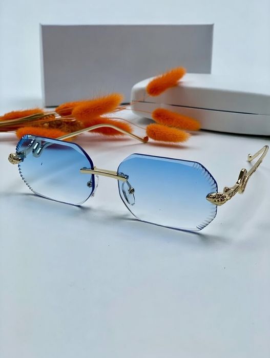 Очки солнцезащитные