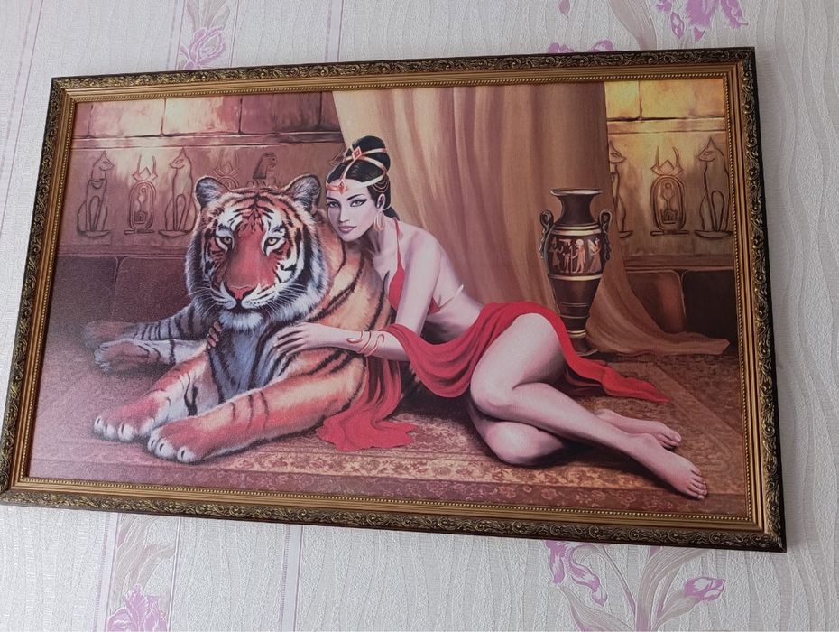 Продам мебель холодильник,кухонный нарнитур