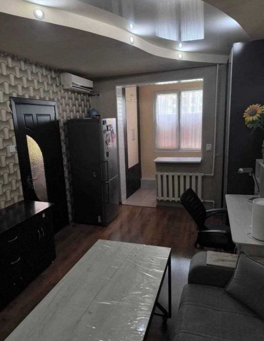 Чилонзор 19кв 1в2 комната