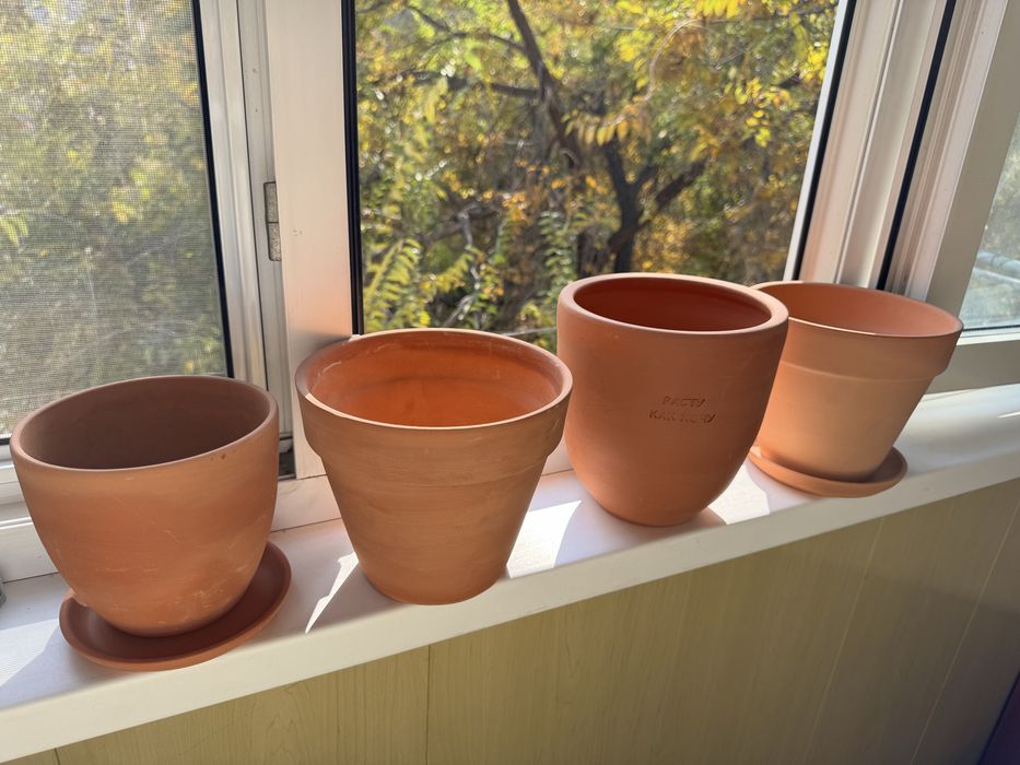 Глиняные горшки 4 штуки