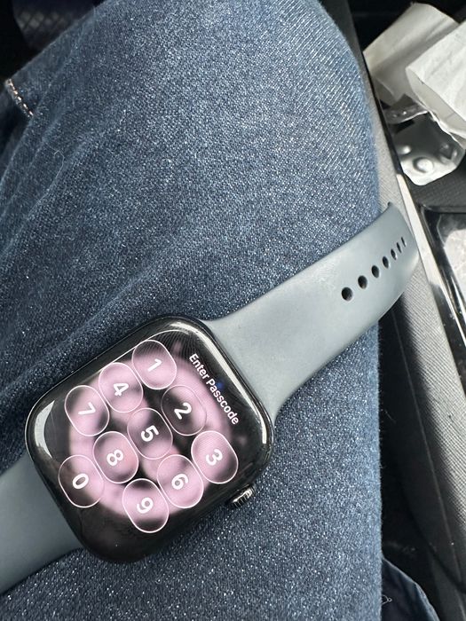 Apple Watch Seria 10 ca nou