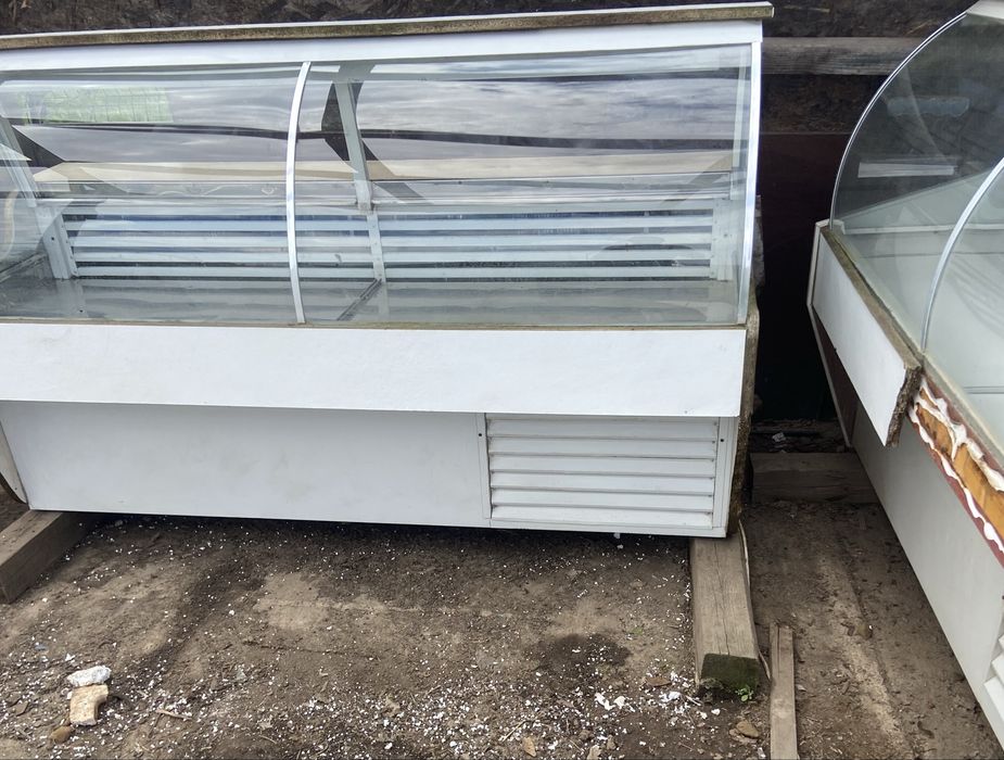 Vitrina frigorifica pt prajituri